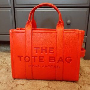 New Marc Jacobs The Leather Small Tote Bag ~ Dragon Fire